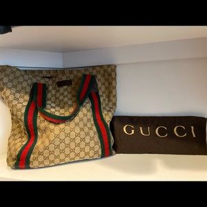 100% Authentic Gucci handbag